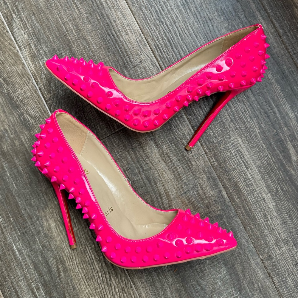 Christian louboutin pigalle in fluorescent pink Paris 38